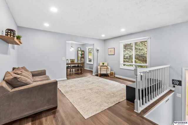 11017 Y Street, Omaha, NE 68137