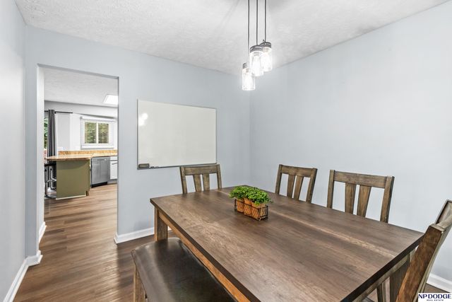 11017 Y Street, Omaha, NE 68137