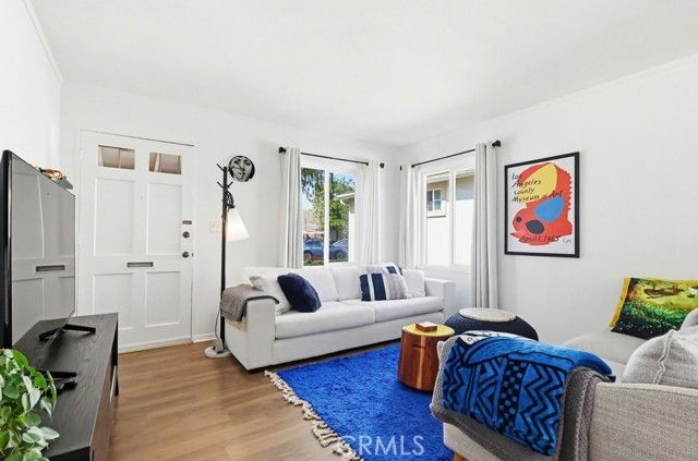 8436 Ramsgate, Los Angeles, CA 90045