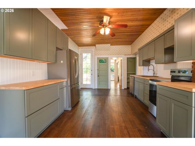 7228 Sw 4TH Ave, Portland, OR 97219