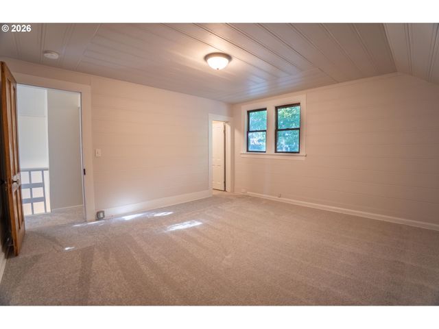 7228 Sw 4TH Ave, Portland, OR 97219