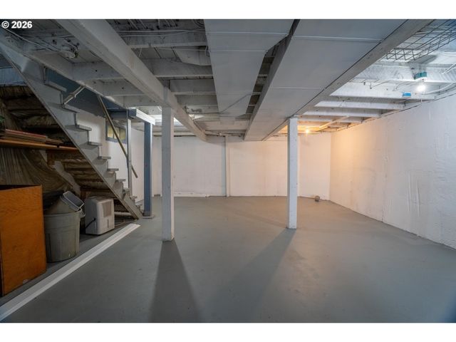 7228 Sw 4TH Ave, Portland, OR 97219