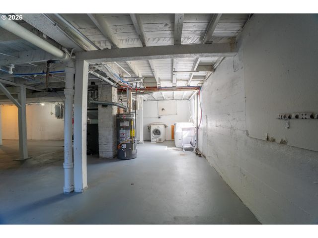 7228 Sw 4TH Ave, Portland, OR 97219
