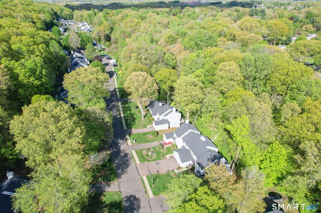 32 Quarry Village Road 32, Cheshire, CT 06410