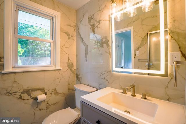 116 HUNTER RD, Plymouth Meeting, PA 19462
