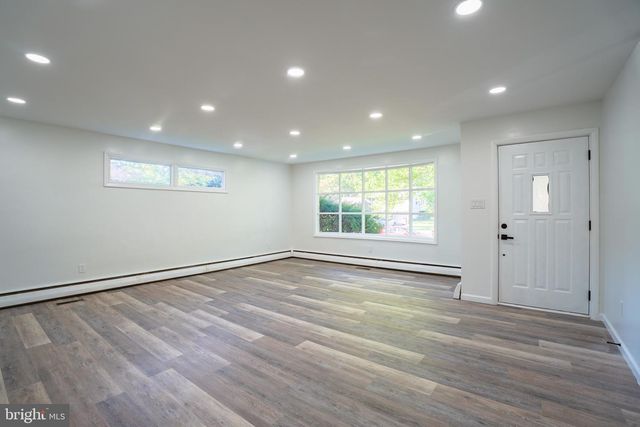 116 HUNTER RD, Plymouth Meeting, PA 19462