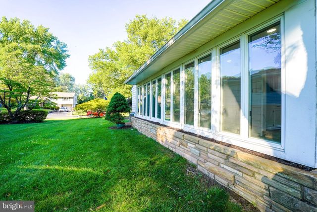 116 HUNTER RD, Plymouth Meeting, PA 19462
