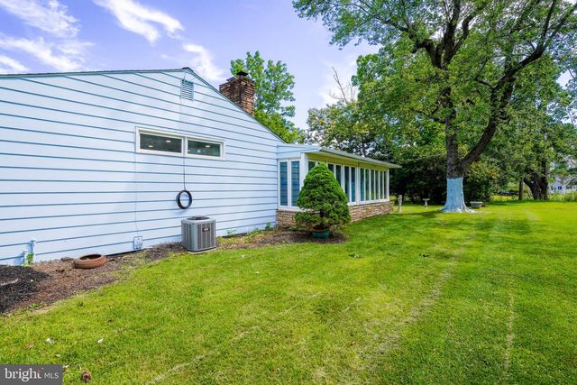 116 HUNTER RD, Plymouth Meeting, PA 19462