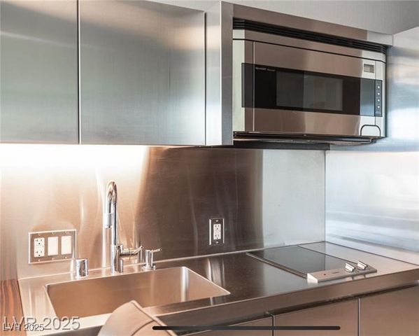 4381 West Flamingo Road 3303, Las Vegas, NV 89103