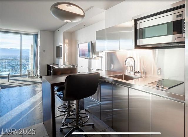 4381 West Flamingo Road 3303, Las Vegas, NV 89103