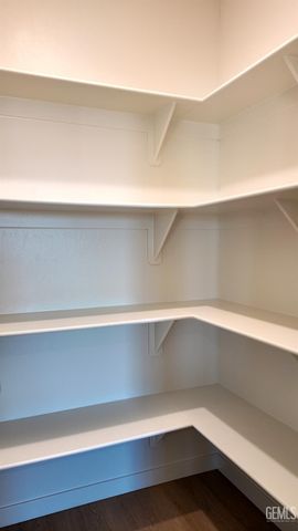 7411 Cryosphere Street, Bakersfield, CA 93311