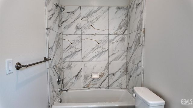 7411 Cryosphere Street, Bakersfield, CA 93311