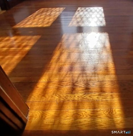 652 High Street 2, Middletown, CT 06457