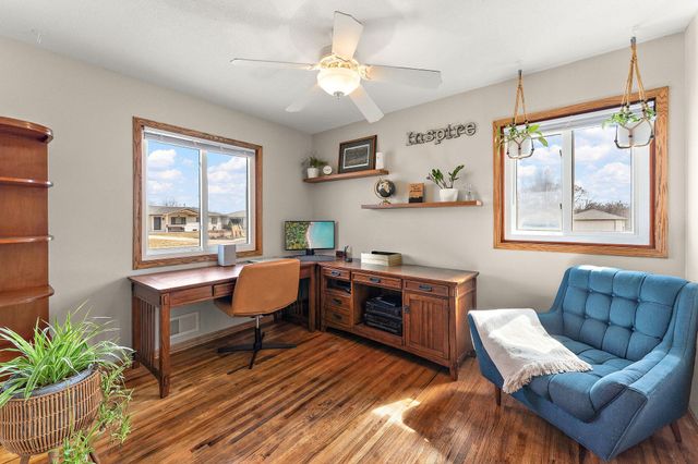 7077 Delaney Avenue, Inver Grove Heights, MN 55076