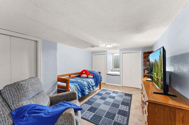 7077 Delaney Avenue, Inver Grove Heights, MN 55076