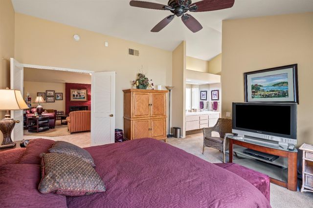 1839 Discovery Village Ln, Gold River, CA 95670