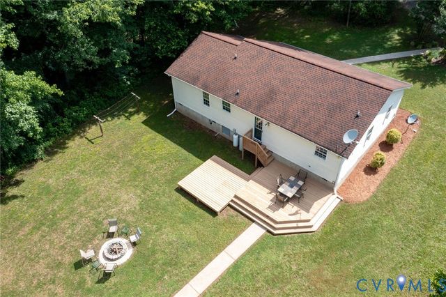 1375 Gills Rd, Powhatan, VA 23139