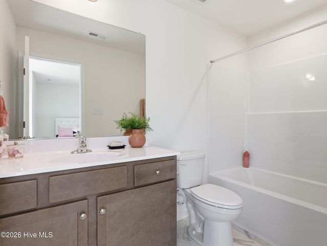 124 Storage Road, Wilmington, NC 28412