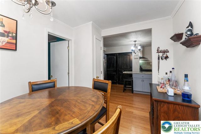 18 South Callowhill Street, Topton Boro, PA 19562