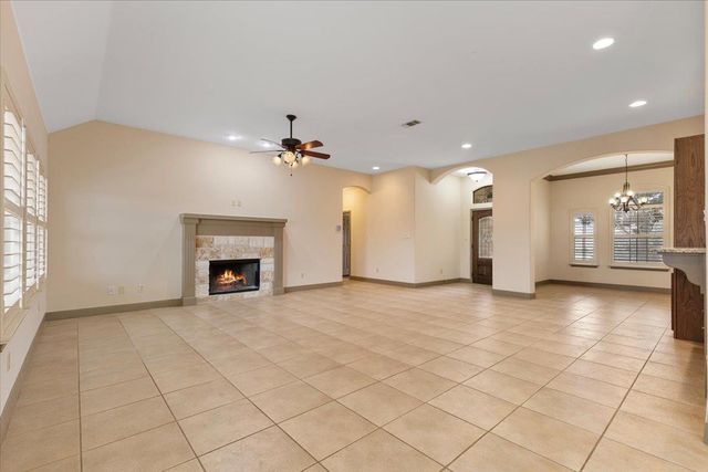 106 Spring MDW, Bastrop, TX 78602