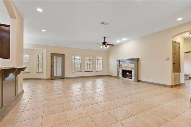 106 Spring MDW, Bastrop, TX 78602