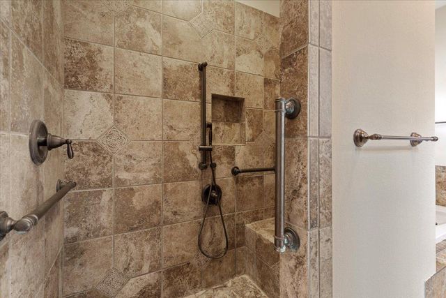 106 Spring MDW, Bastrop, TX 78602