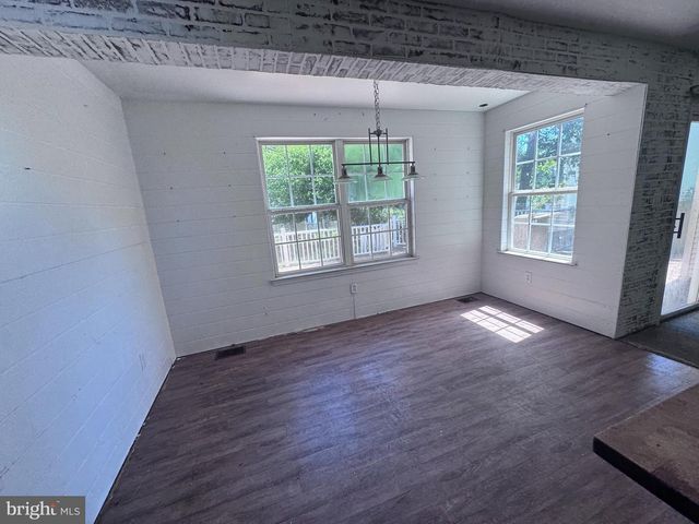 1721 BIDEN LN, Williamstown, NJ 08094
