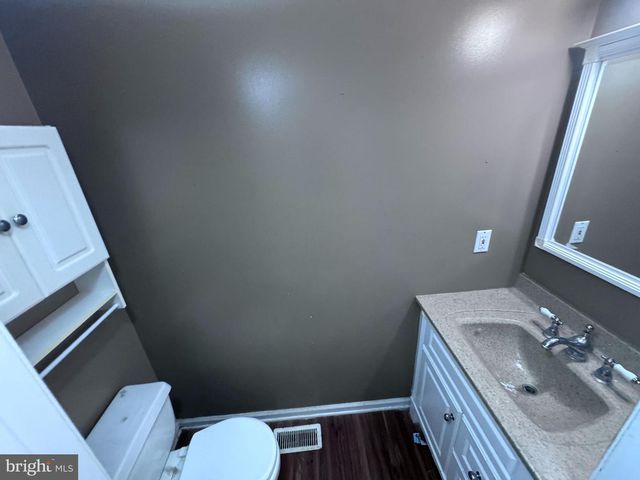 1721 BIDEN LN, Williamstown, NJ 08094