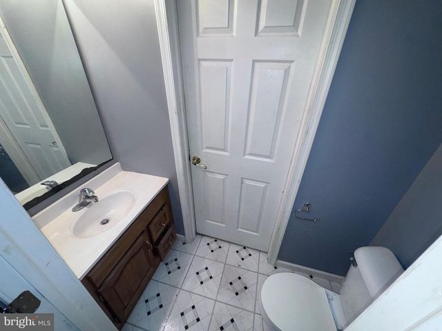 1721 BIDEN LN, Williamstown, NJ 08094