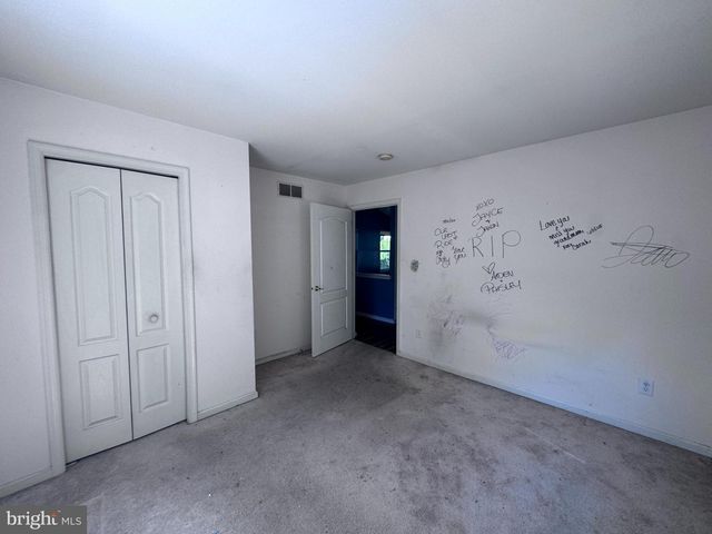 1721 BIDEN LN, Williamstown, NJ 08094