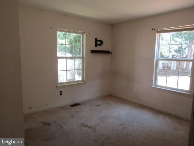 1721 BIDEN LN, Williamstown, NJ 08094