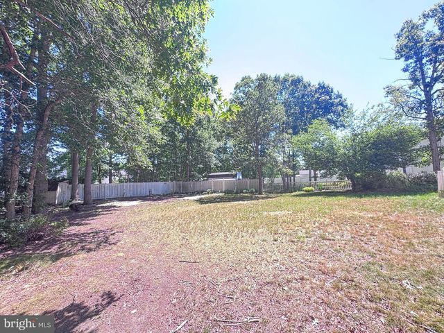 1721 BIDEN LN, Williamstown, NJ 08094