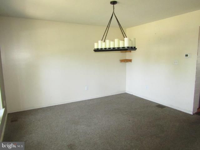 1721 BIDEN LN, Williamstown, NJ 08094