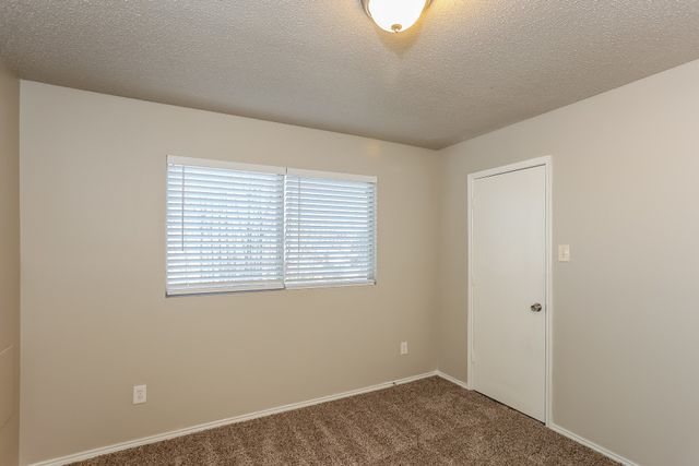 7601 Southbridge Lane, Arlington, TX 76002