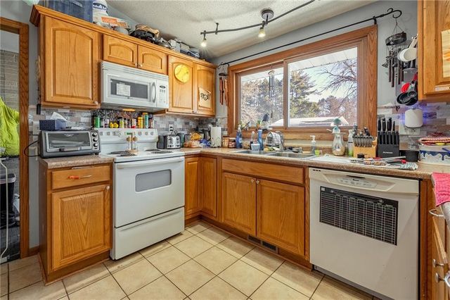 21 Pearl Street, Taylor, WI 54659