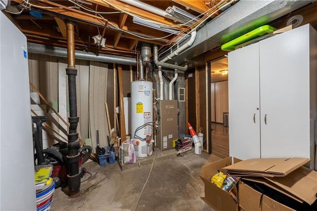 21 Pearl Street, Taylor, WI 54659