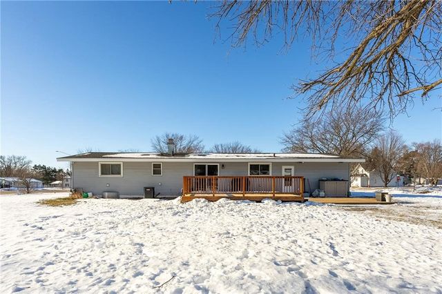 21 Pearl Street, Taylor, WI 54659
