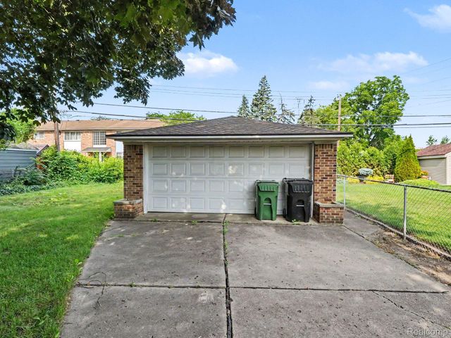 6350 Robinson Avenue, Allen Park, MI 48101