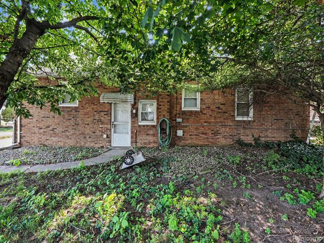 6350 Robinson Avenue, Allen Park, MI 48101