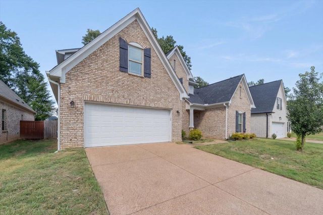7916 COUNTRY LAKE DR, Bartlett, TN 38133