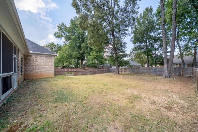 7916 COUNTRY LAKE DR, Bartlett, TN 38133