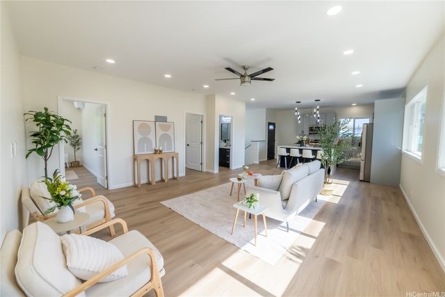 837 Oneawa Street, Kailua, HI 96734