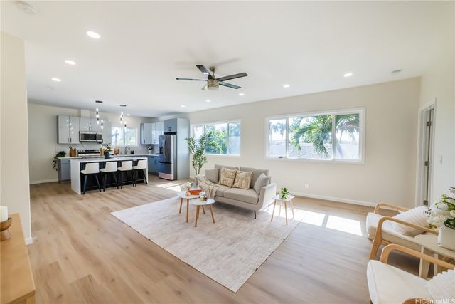 837 Oneawa Street, Kailua, HI 96734