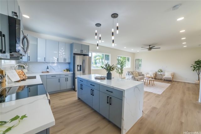 837 Oneawa Street, Kailua, HI 96734