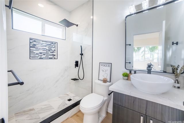 837 Oneawa Street, Kailua, HI 96734