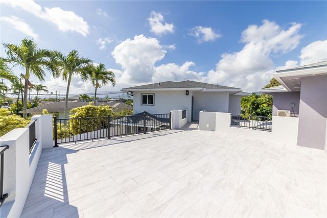 837 Oneawa Street, Kailua, HI 96734