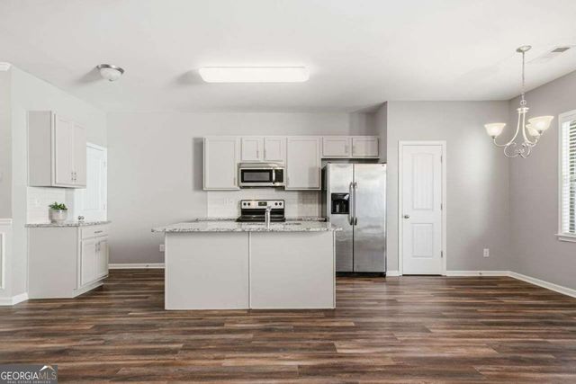 3249 GARDEN GLADE Lane, Stonecrest, GA 30038