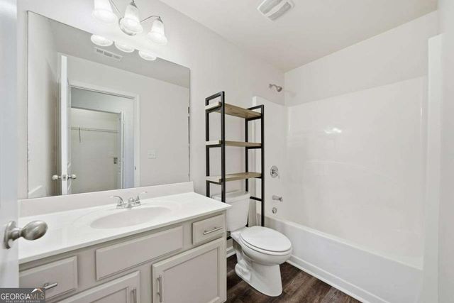 3249 GARDEN GLADE Lane, Stonecrest, GA 30038