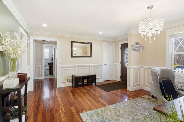 3617 Cooper St, Mohegan Lake, NY 10547