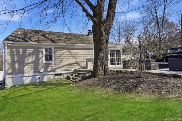 3617 Cooper St, Mohegan Lake, NY 10547